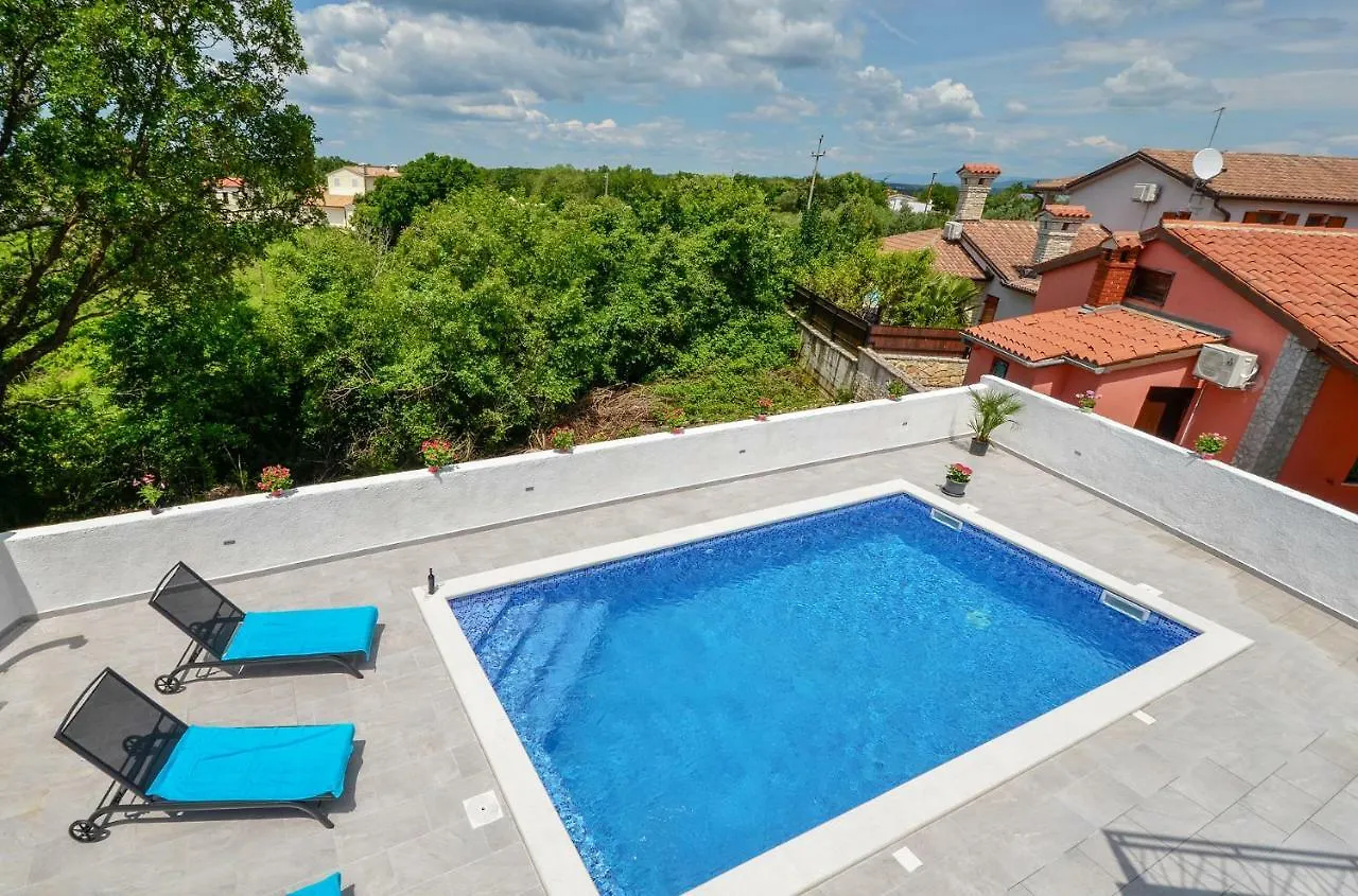 Villa Natali With Pool Kavran 克罗地亚